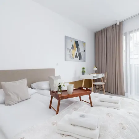 Modern Cracow Old Town By Renters Apartmán